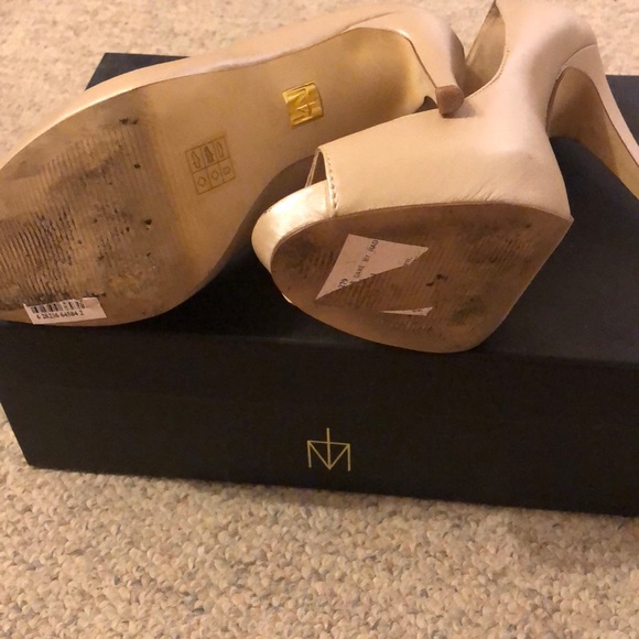 Shoes - Picture 5 of 6